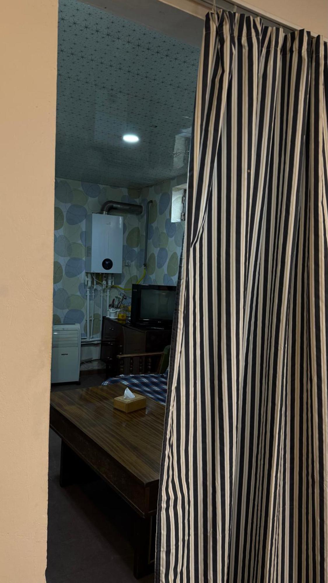 Vahe'S Corner House Hotel เยเรวาน ภายนอก รูปภาพ